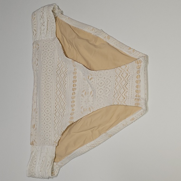 NWOT Bleu Rod Beattie Sneak Peek Crochet Side Tab Hipster Bikini Bottoms White 4 - Picture 4 of 10